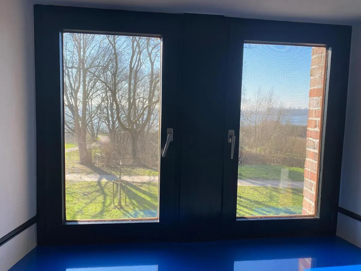 Urlaub Am Elbstrand - Wohnung In Blankenese Mit Naturblick Hamburg Apartment